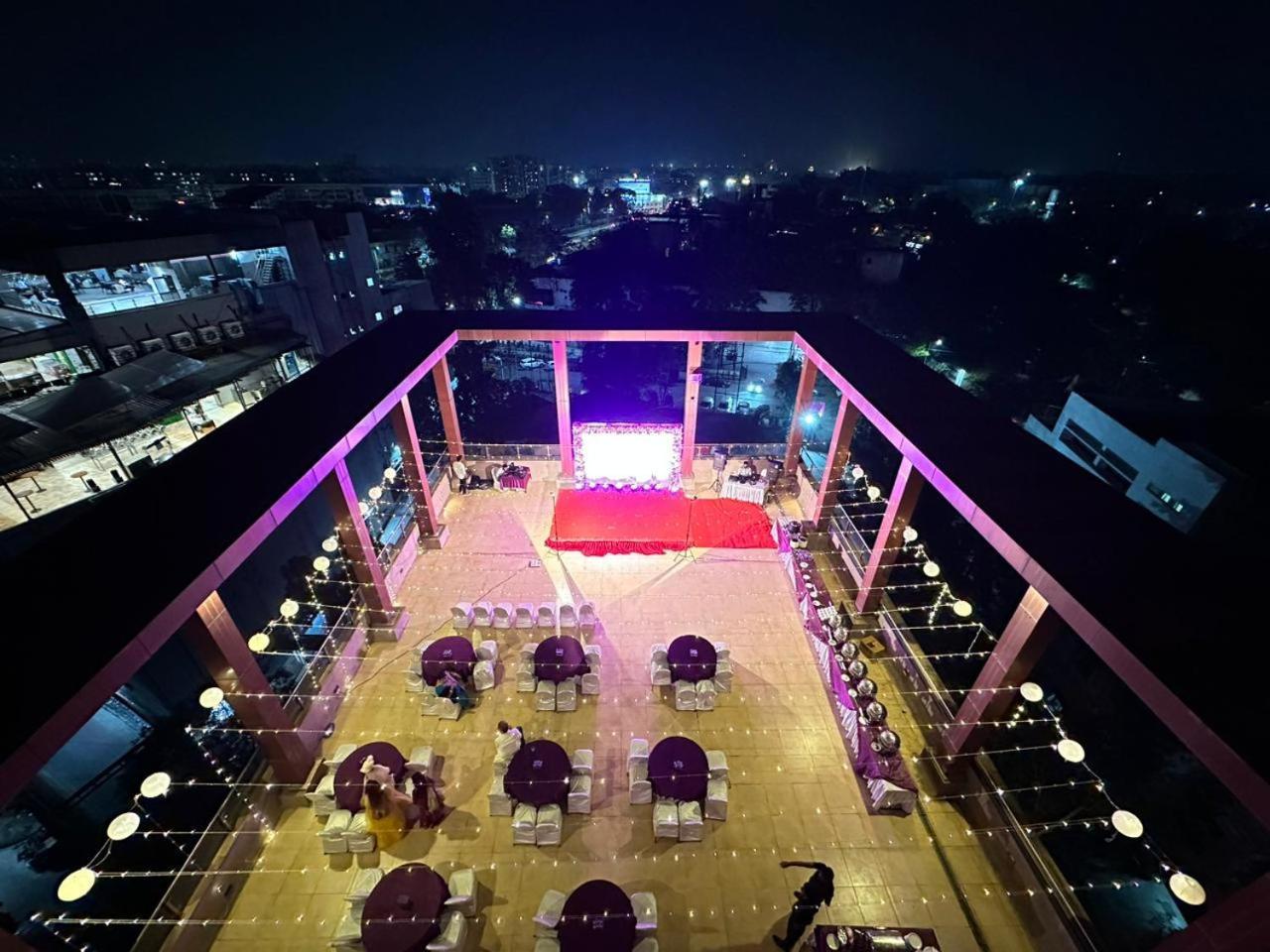 Regenta Central Grand Exotica Pimpri-Chinchwad Экстерьер фото