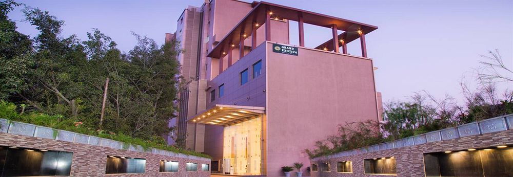 Regenta Central Grand Exotica Pimpri-Chinchwad Экстерьер фото